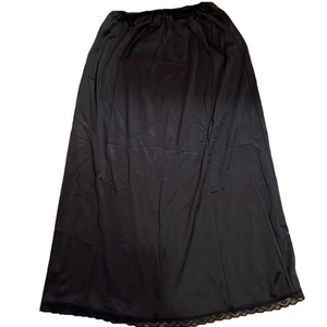 Vintage black Warners perfect measure half slip size small